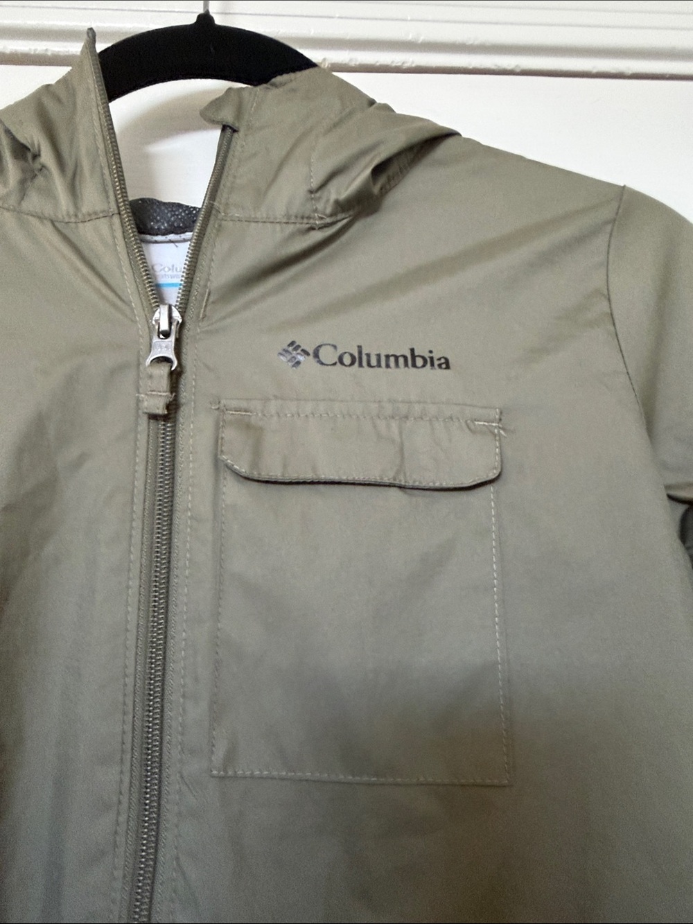 Columbia Olive Hooded Packable Windbreaker Jacket - Picture 4 of 10